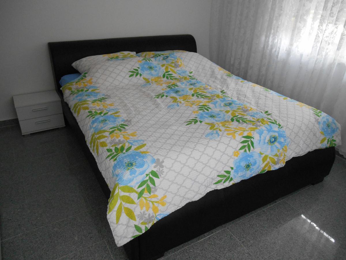 Apartments Diana Šmrika Екстериор снимка