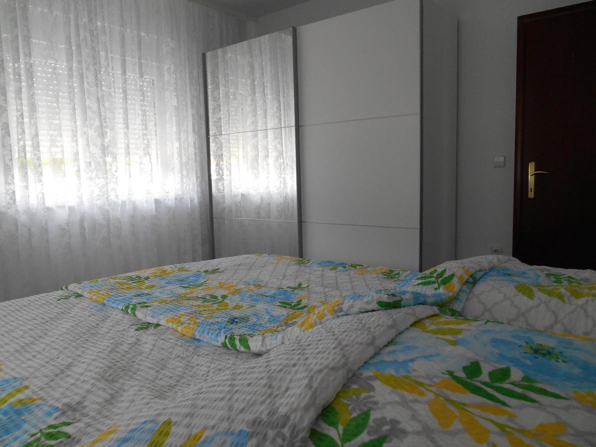 Apartments Diana Šmrika Екстериор снимка