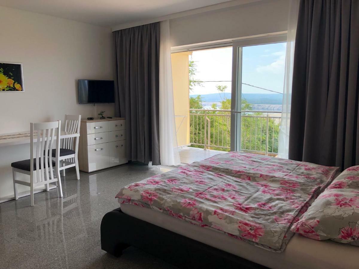 Apartments Diana Šmrika Екстериор снимка